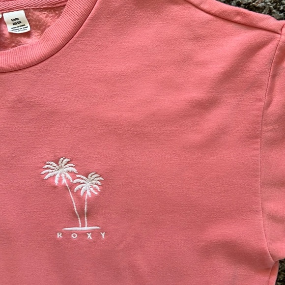 Roxy Pink Sweatshirt with Palm Tree Design - Picture 4 of 10